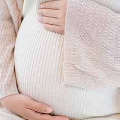 近日，🏌记者走访位于上👨‍🌾🎑海市浦东新区的🇸🇨助孕机构收费标准